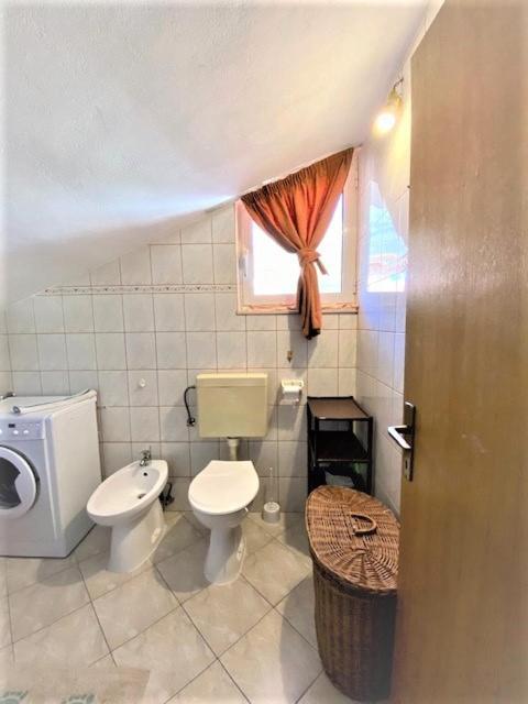Amarante Apartments Каштела Екстер'єр фото